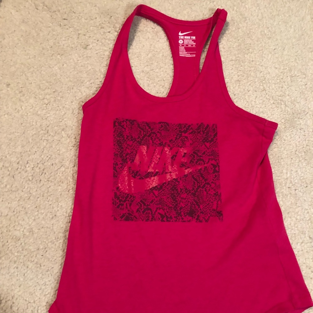 Nike tank